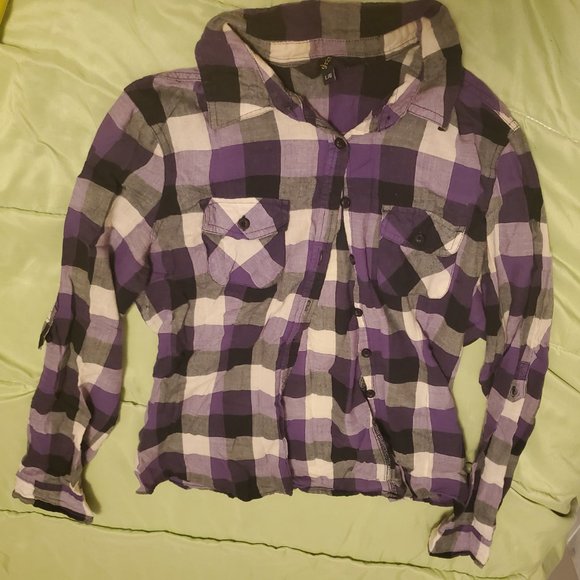G21 plaid button up long sleeve - Picture 2 of 3